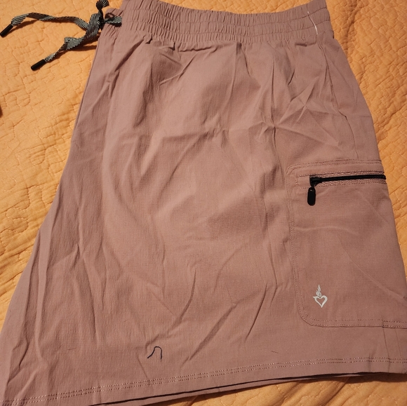 Shorts - Picture 2 of 2